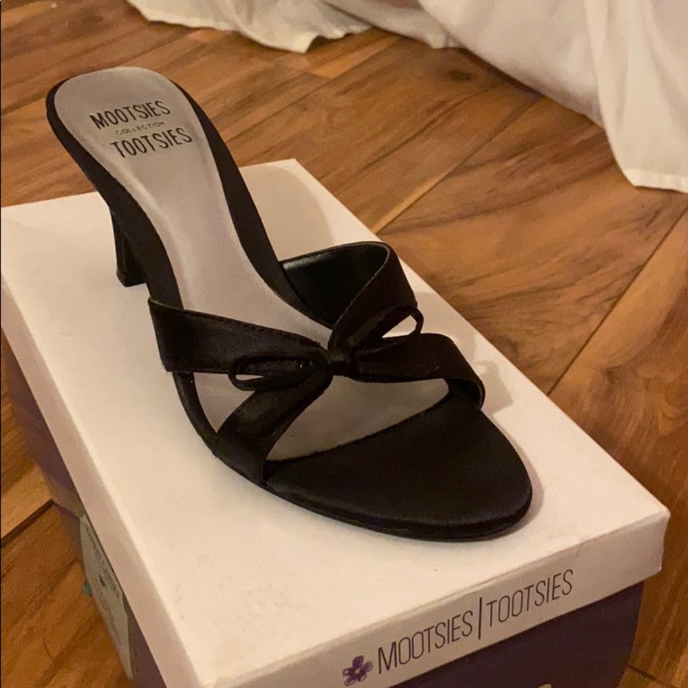Black heals